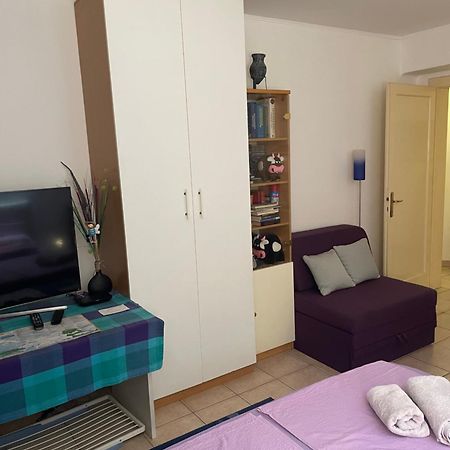 Studio Apartment Yess ,Сплит Екстериор снимка