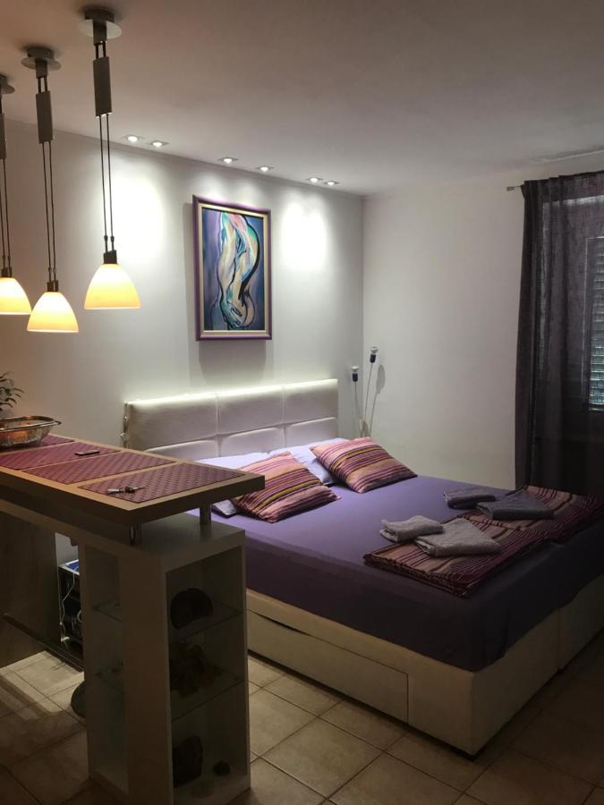 Studio Apartment Yess ,Сплит Екстериор снимка