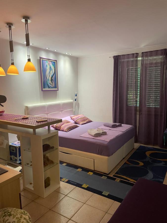 Studio Apartment Yess ,Сплит Екстериор снимка